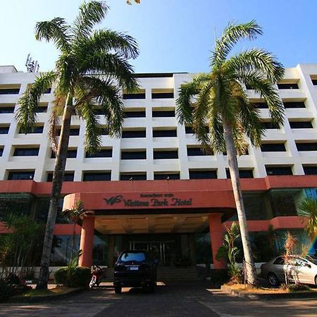 Wattana Park Hotel Trang Esterno foto