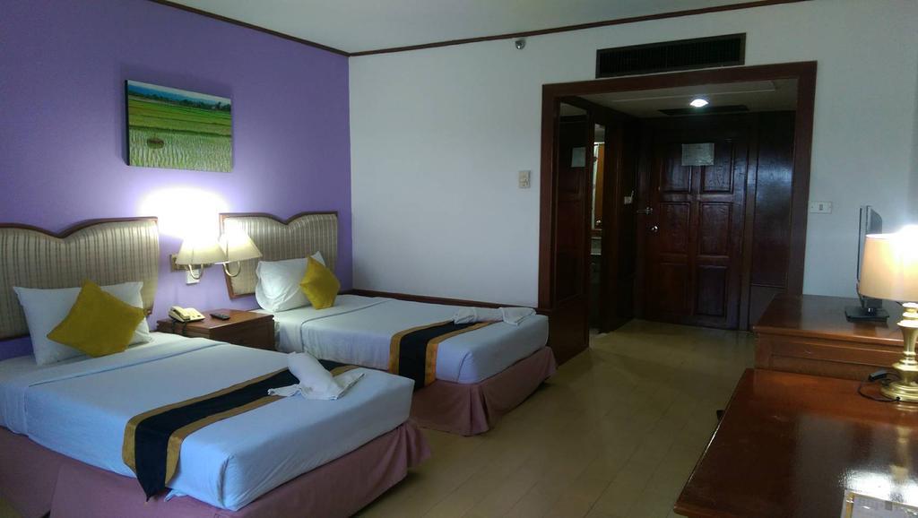 Wattana Park Hotel Trang Esterno foto